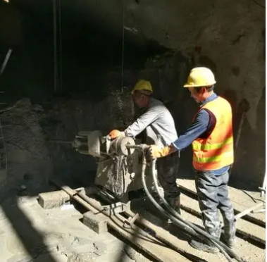 和平水下抗分散灌浆料特点 水下不分散注浆料介绍