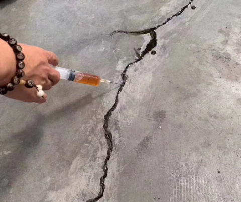 和平混凝土裂缝修补技术详解​